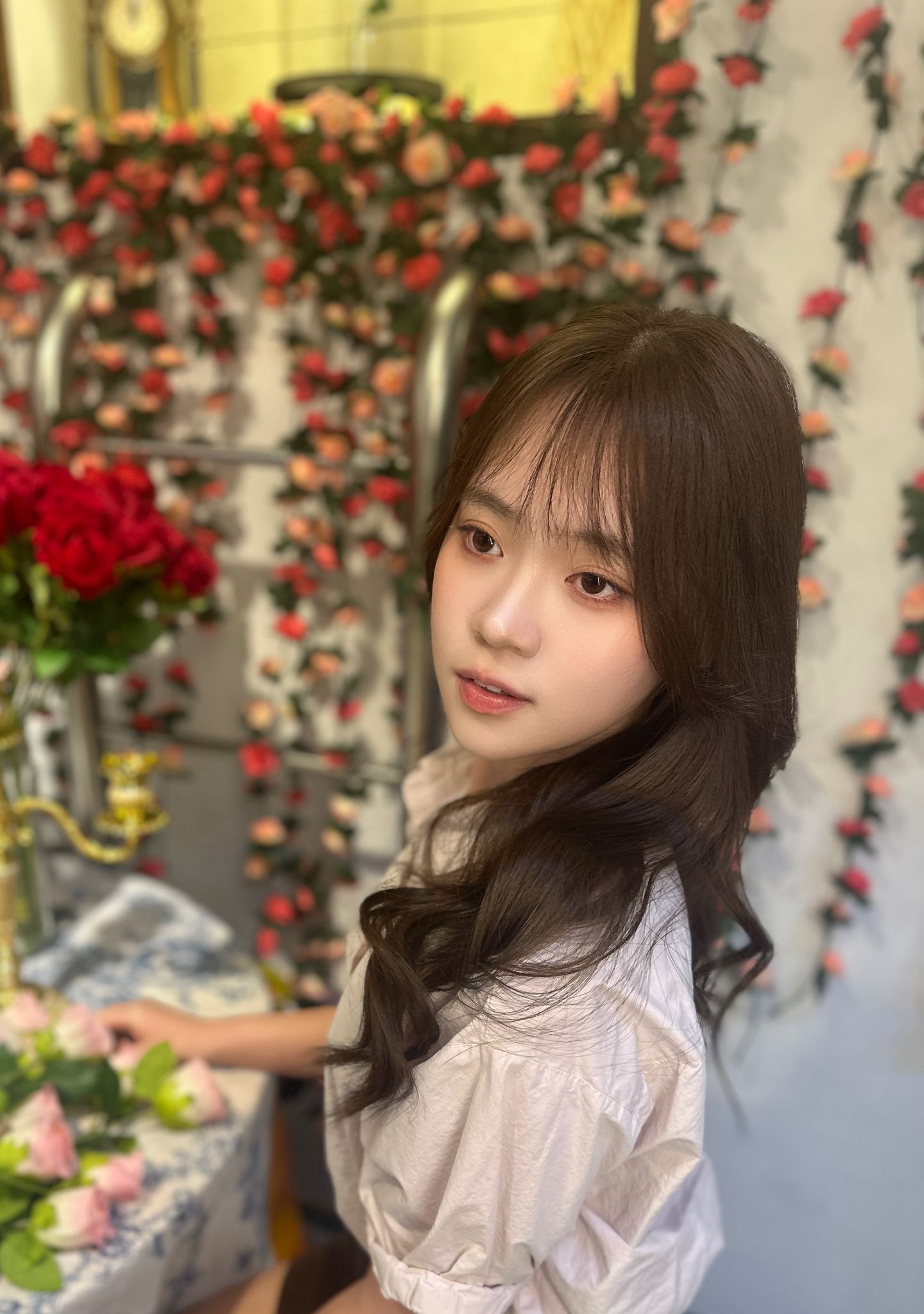 Dark brown layered hairstyle